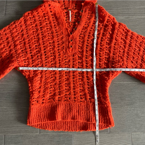 Free People Hooded Open Knit Dolman Sweater Orange Wool Blend Crochet Pullover M - Picture 15 of 16